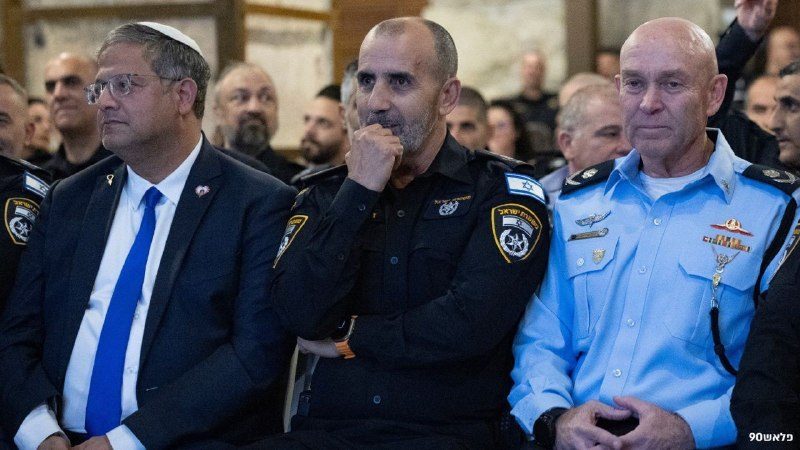 13 عضو كنيست يطلبون فتح المسجد الأقصى أمام اليهود يوم الجمعة المقبل بمناسبة "يوم توحيد القدس"