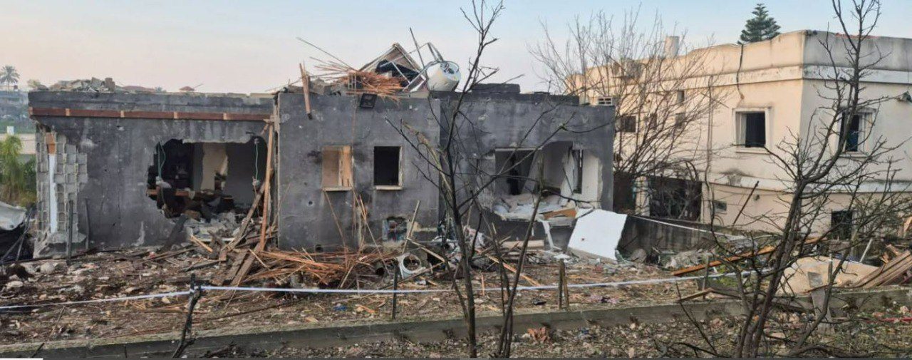 الأرشمندريت الأب سيمون خوري يناشد استقبال عائلة بلا مأوى من الزرازير، لتسكن في الكنيسة حتى يُرمم بيتها