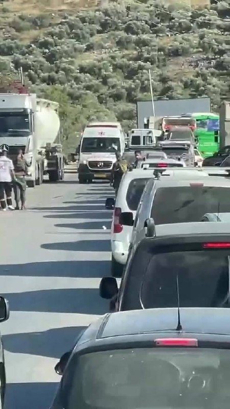 وفاة طفل وإصابة والدته في حادث تصادم قرب دير شرف قضاء نابلس
