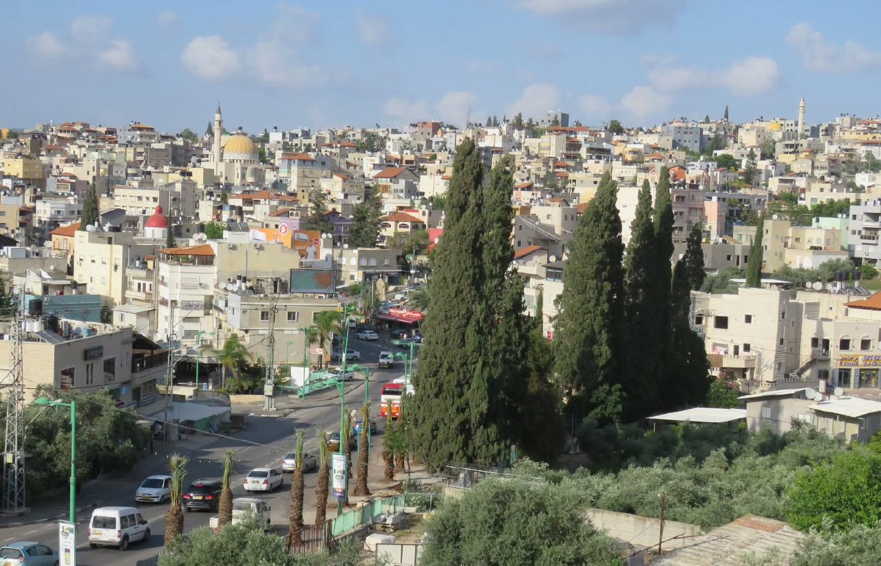 اعتقال امرأة من كفركنا بعد ادعاءات بتعنيف طفلتها خلال حصة عبر "زوم"