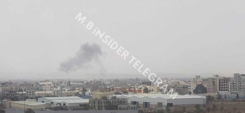 تقارير محلية: الهجوم السعودي على مطار صنعاء وقع بعد هبوط طائرة إيرانية
